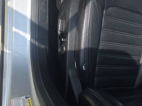 Used 2019 Ford Fusion SE FWD image 10