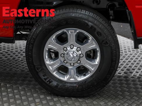 Used 2024 RAM 2500 Big Horn w/ Sport Appearance Package image 33