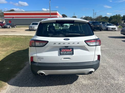 Used 2021 Ford Escape S image 4
