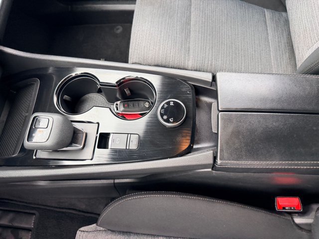 Used 2023 Nissan Rogue SV AWD/4WD image 16