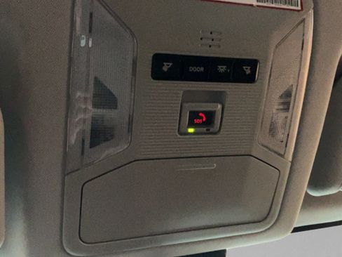 Certified 2021 Toyota RAV4 LE FWD image 17