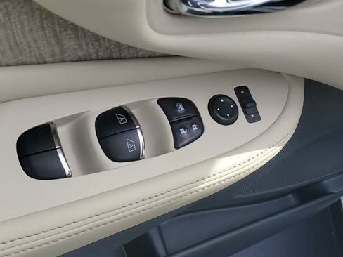 Used 2020 Nissan Murano SL AWD/4WD image 17