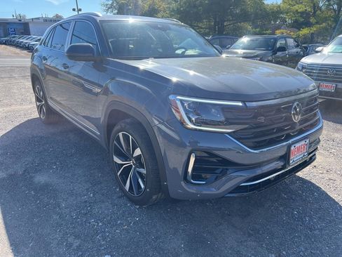 New 2026 Volkswagen Atlas Cross Sport SEL Premium R-Line image 3