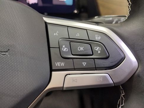 New 2026 Volkswagen Atlas SE image 28