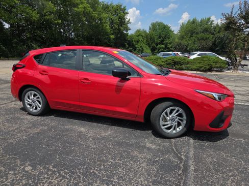 Used 2024 Subaru Impreza 2.0i AWD/4WD image 2