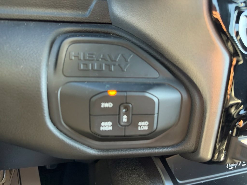 Used 2025 RAM 3500 Lone Star AWD/4WD image 27