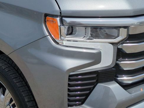 New 2026 Chevrolet Silverado 1500 High Country AWD/4WD image 10