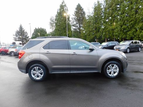 Used 2010 Chevrolet Equinox LT w/ Vehicle Interface Package AWD/4WD image 19
