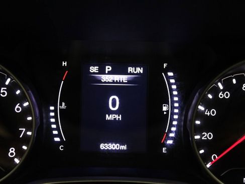 Used 2020 Jeep Compass Latitude image 11