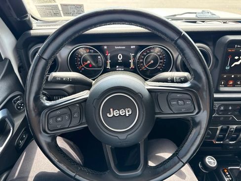 Used 2021 Jeep Gladiator Sport AWD/4WD image 12