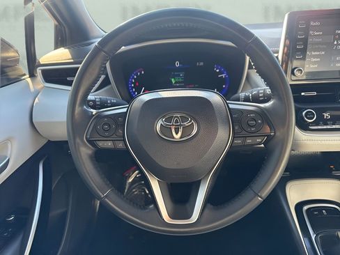 Used 2021 Toyota Corolla XSE image 13