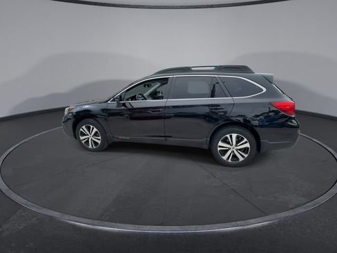 Used 2019 Subaru Outback 3.6R Limited w/ Popular Package #2 AWD/4WD image 5