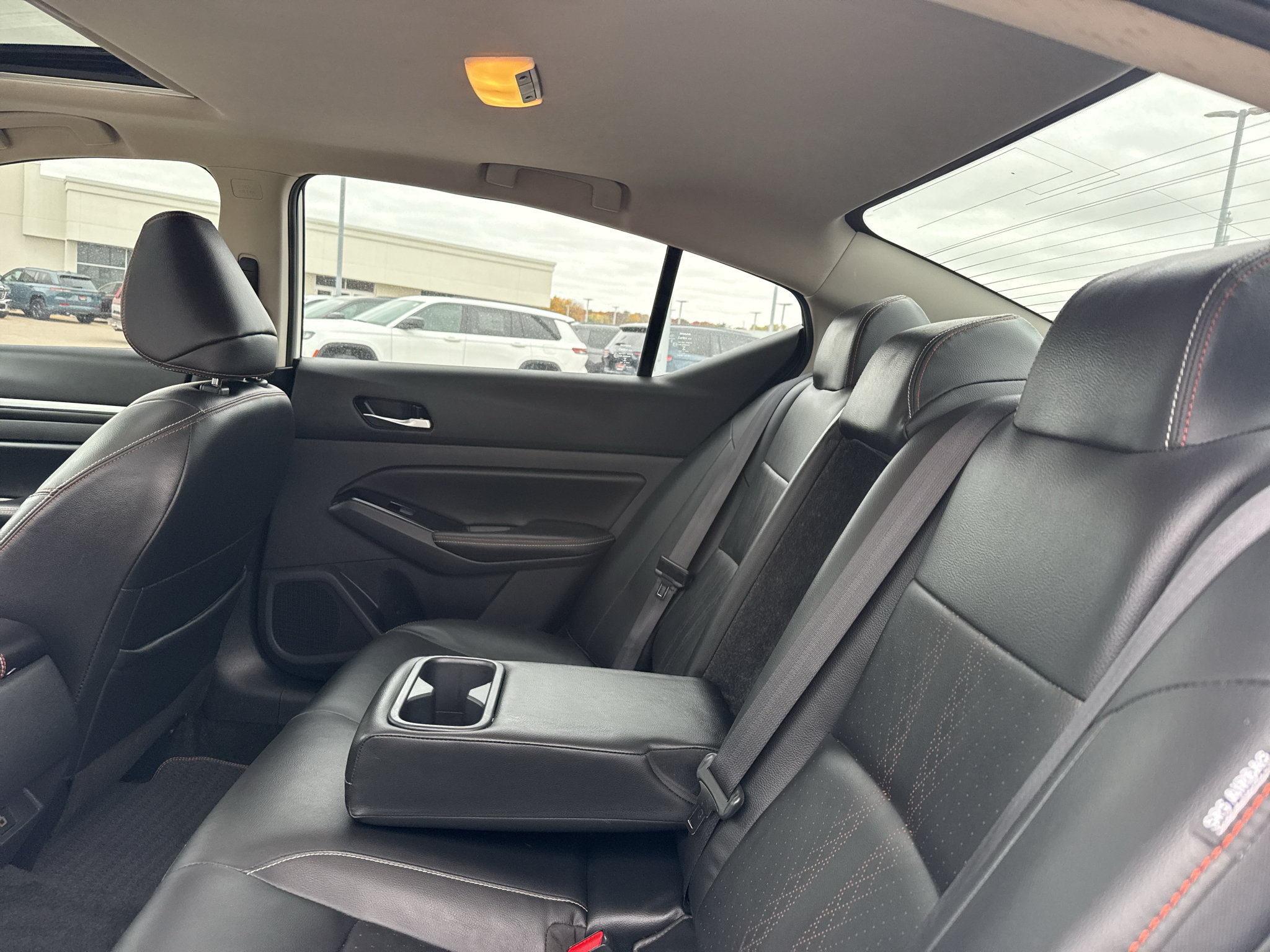 Used 2024 Nissan Altima 2.5 SR w/ SR Premium Package AWD/4WD image 19