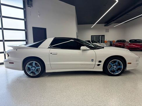 Used 1999 Pontiac Firebird Formula RWD image 8