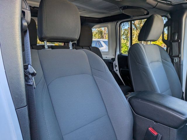 Used 2021 Jeep Wrangler Unlimited Sport AWD/4WD image 41