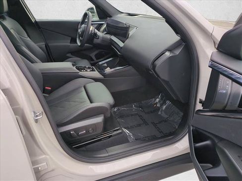Certified 2025 BMW X3 xDrive30i w/ Premium Package AWD/4WD image 22