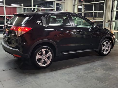 Used 2020 Honda HR-V LX image 5