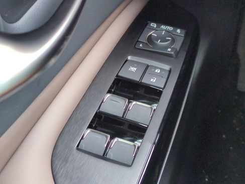 New 2025 Lexus ES 350 w/ Premium Package image 23