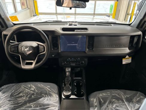 New 2025 Ford Bronco Big Bend image 12