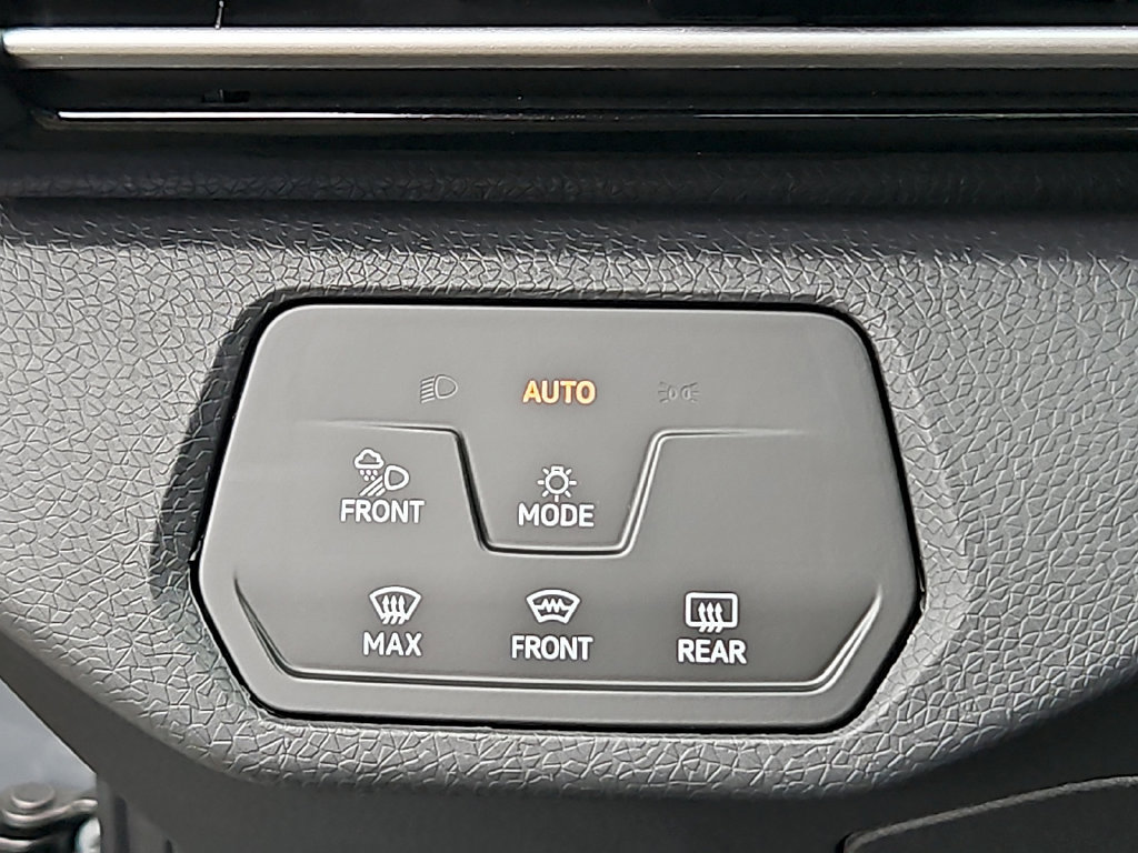 Certified 2025 Volkswagen ID.4 Pro S Plus AWD/4WD image 26