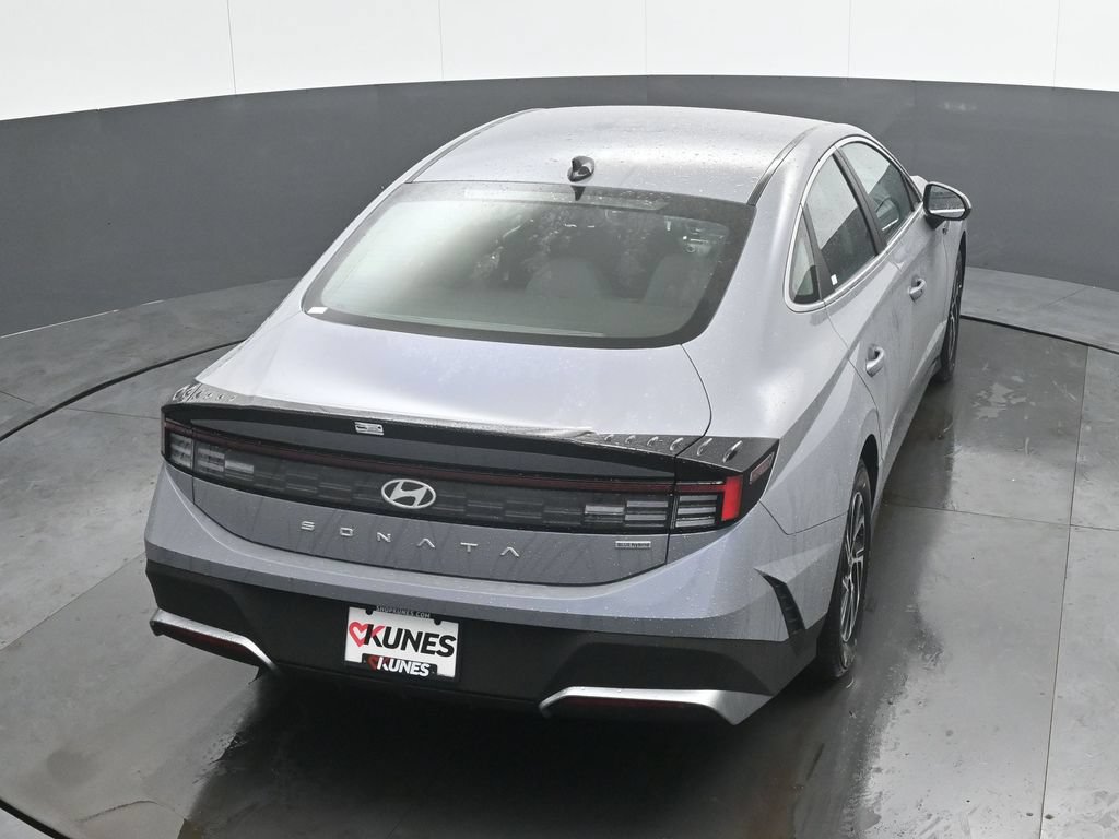 New 2026 Hyundai Sonata Blue FWD image 34