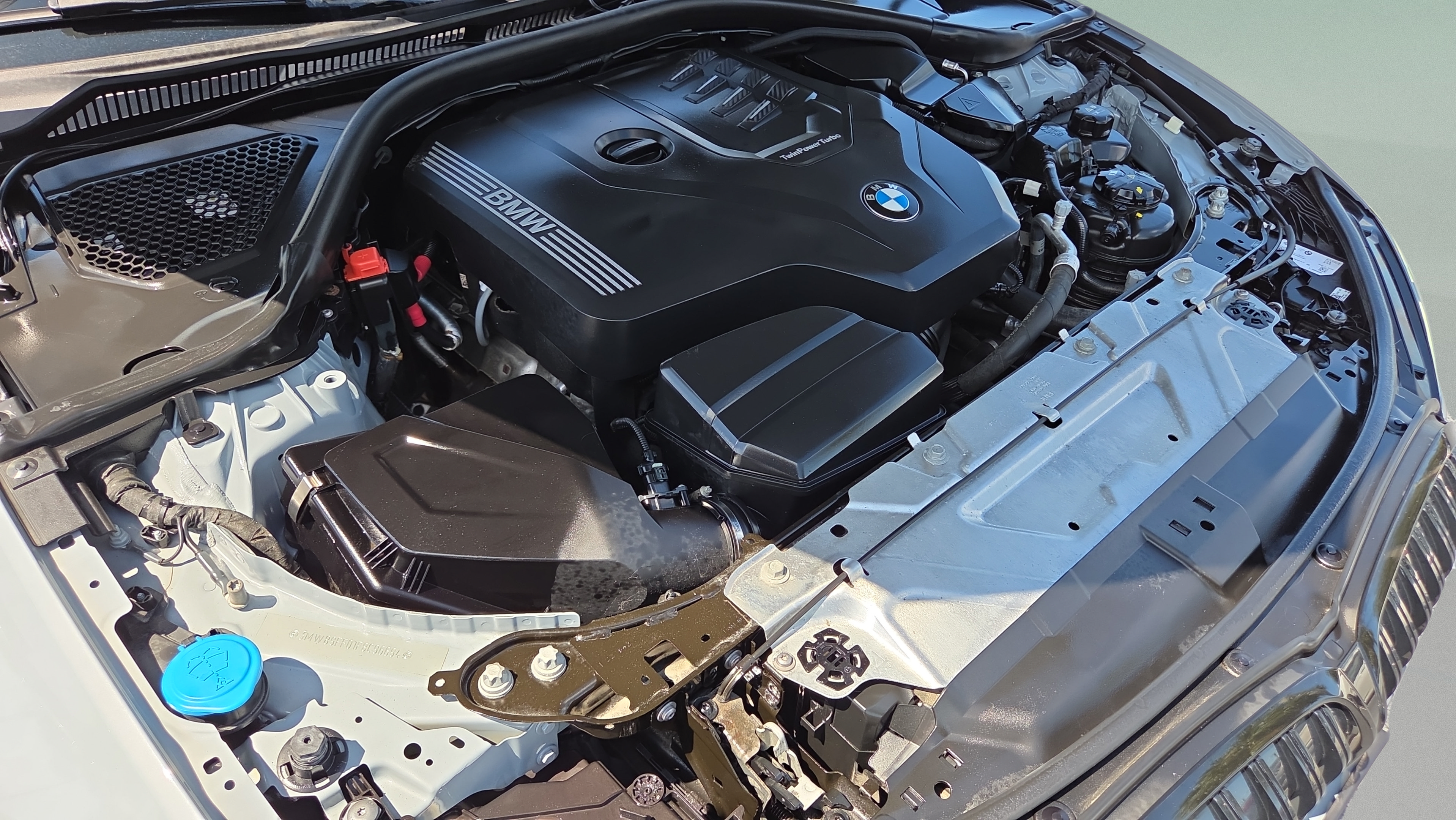 Certified 2023 BMW 330i xDrive Sedan w/ M Sport Package AWD/4WD image 18