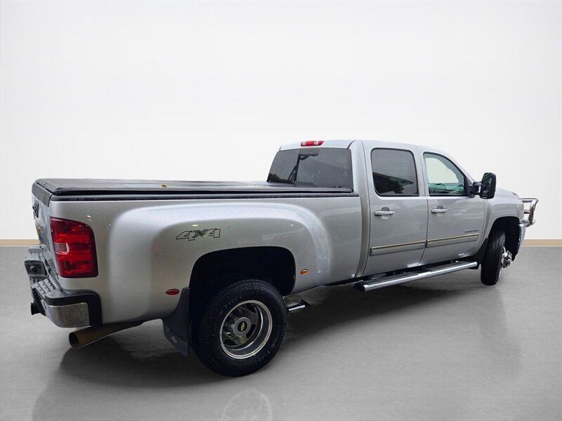 Used 2013 Chevrolet Silverado 3500 LTZ w/ LTZ Plus Package AWD/4WD image 5