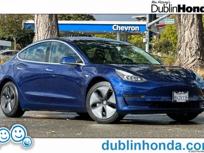 Used 2018 Tesla Model 3 Mid Range