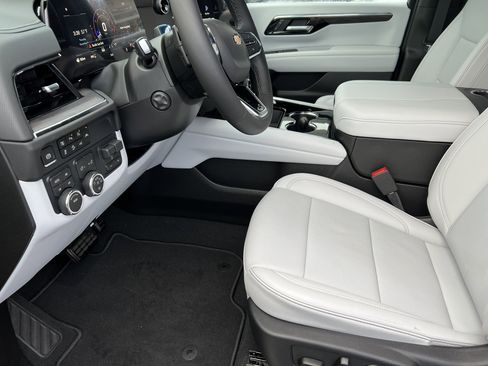 New 2026 Chevrolet Tahoe Premier image 14