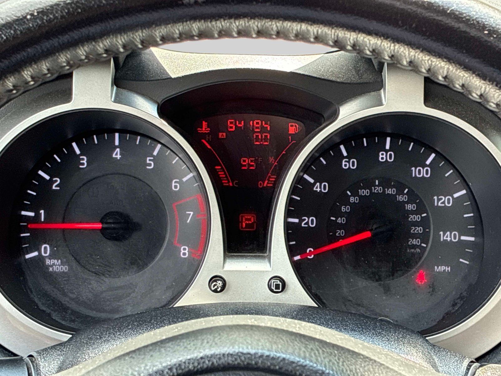 Used 2012 Nissan Juke SL AWD/4WD image 27