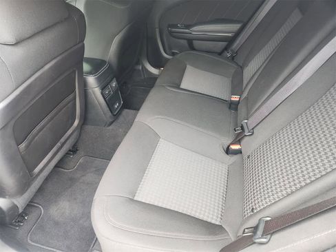 Used 2023 Dodge Charger R/T w/ Blacktop Package image 28