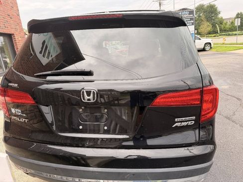Used 2016 Honda Pilot Touring image 6