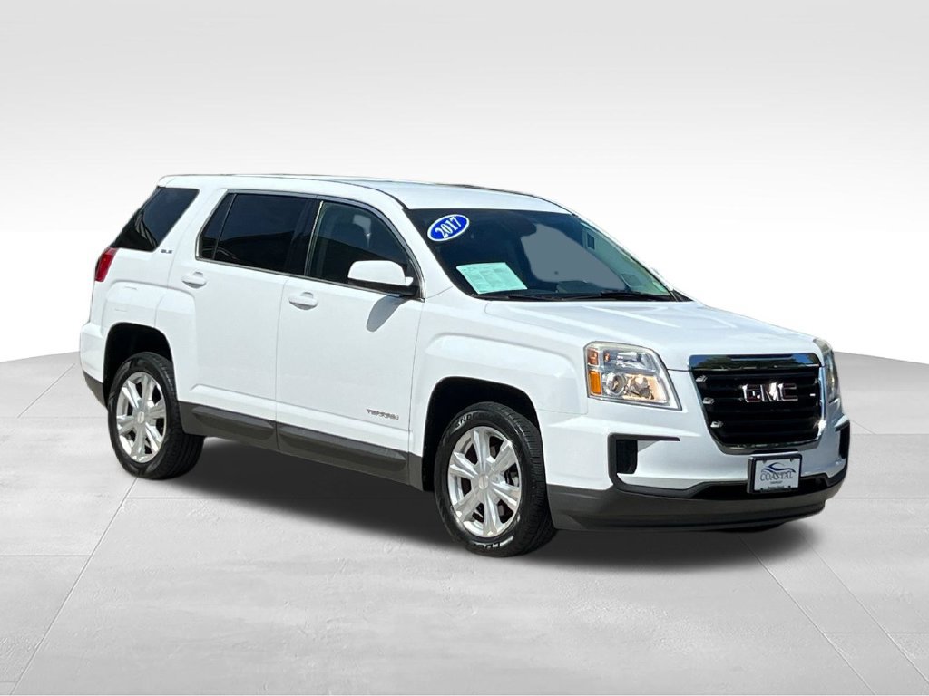 Used 2017 GMC Terrain SLE FWD image 3