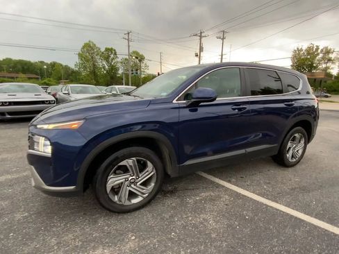 Used 2022 Hyundai Santa Fe SE w/ Cargo Package FWD image 4