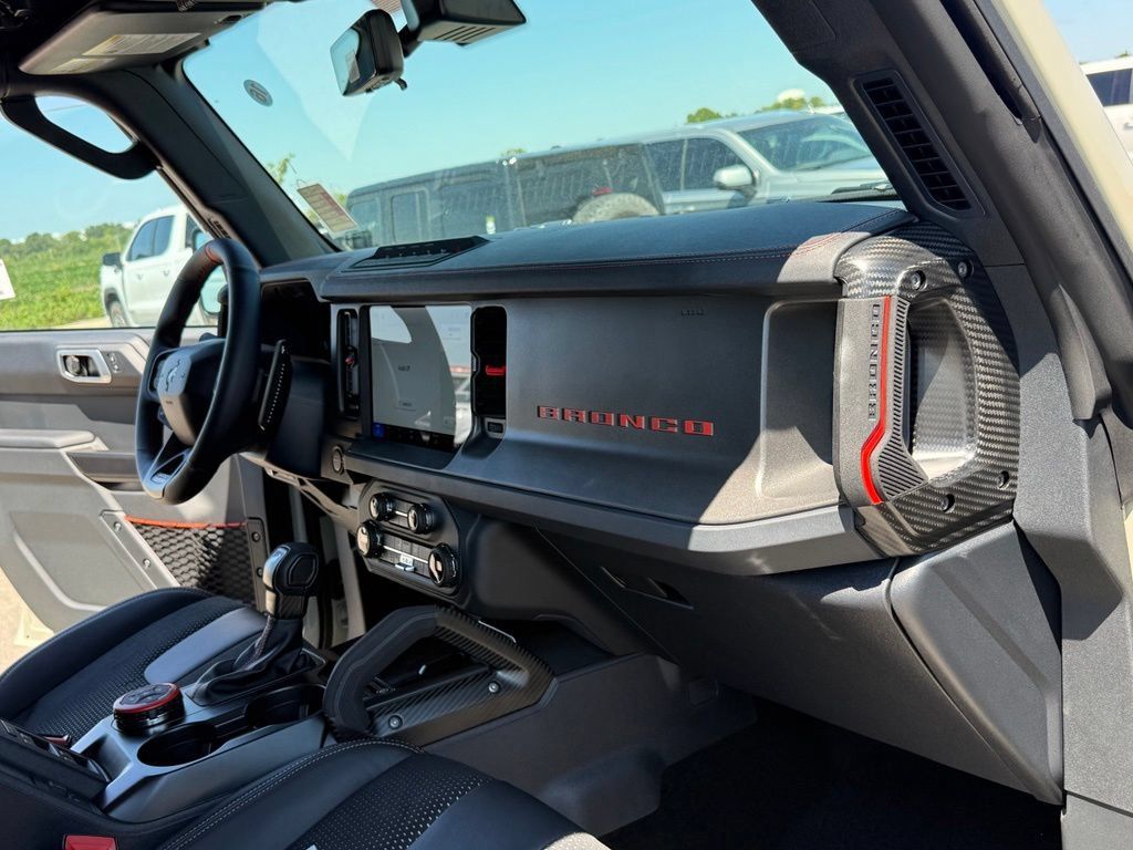 New 2026 Ford Bronco Raptor w/ Interior Carbon Fiber Pack AWD/4WD image 19
