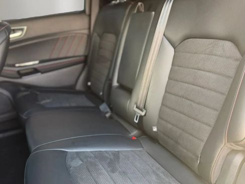 Used 2020 Ford Edge ST-Line w/ Cold Weather Package AWD/4WD image 18
