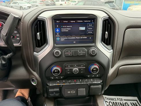 Used 2021 Chevrolet Silverado 1500 LTZ w/ Z71 Off-Road Package image 20