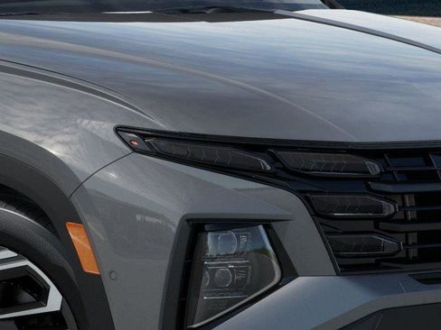 New 2025 Hyundai Tucson Limited image 9