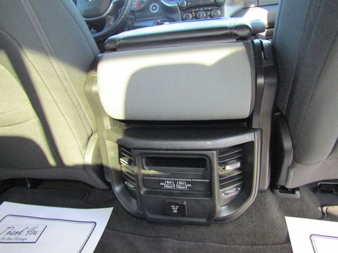 Used 2022 RAM 1500 Big Horn AWD/4WD image 21