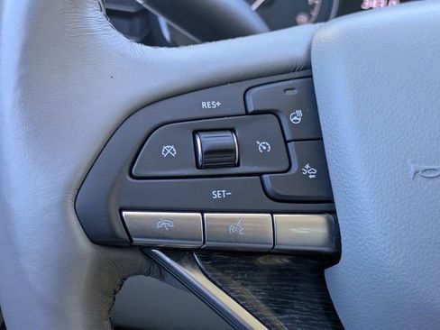 Certified 2023 Cadillac XT6 Premium Luxury w/ Technology Package image 27