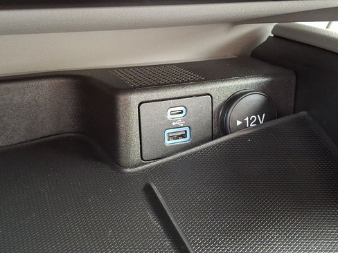 Certified 2023 Ford Escape Active AWD/4WD image 32