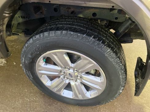 Used 2019 Ford F150 Lariat w/ Equipment Group 502A Luxury image 25