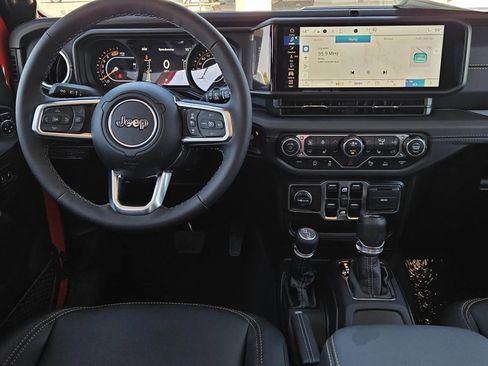 New 2025 Jeep Wrangler Sahara image 17