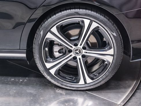 Certified 2023 Mercedes-Benz C 300 Sedan image 9
