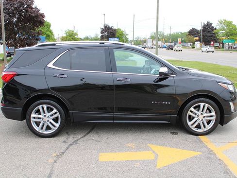 Used 2018 Chevrolet Equinox Premier image 15