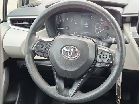 Used 2024 Toyota Corolla LE FWD image 21