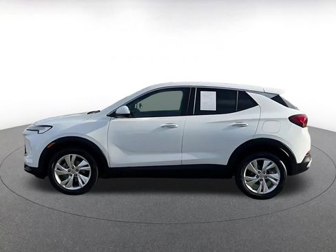 Used 2025 Buick Encore GX Preferred image 10