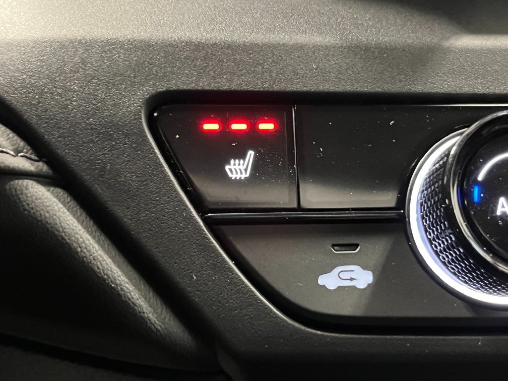 Used 2025 Honda Accord SE image 24