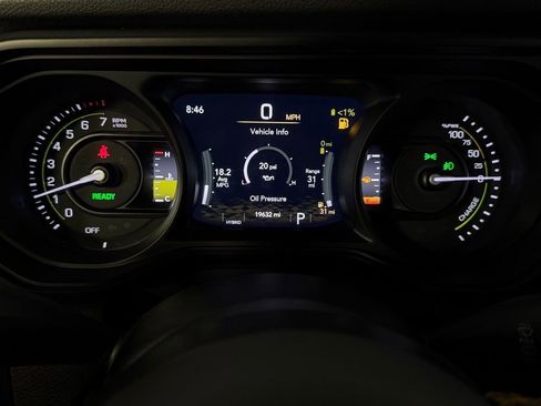 Used 2024 Jeep Wrangler Unlimited w/ Convenience Group image 15