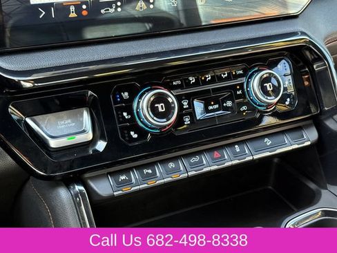 Used 2024 GMC Sierra 1500 AT4 w/ Technology Package AWD/4WD image 25